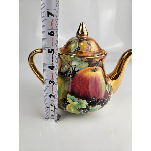 Royal Winton Evesham Teapot Bone China England Gold Trim Signed - Picture 11 of 12